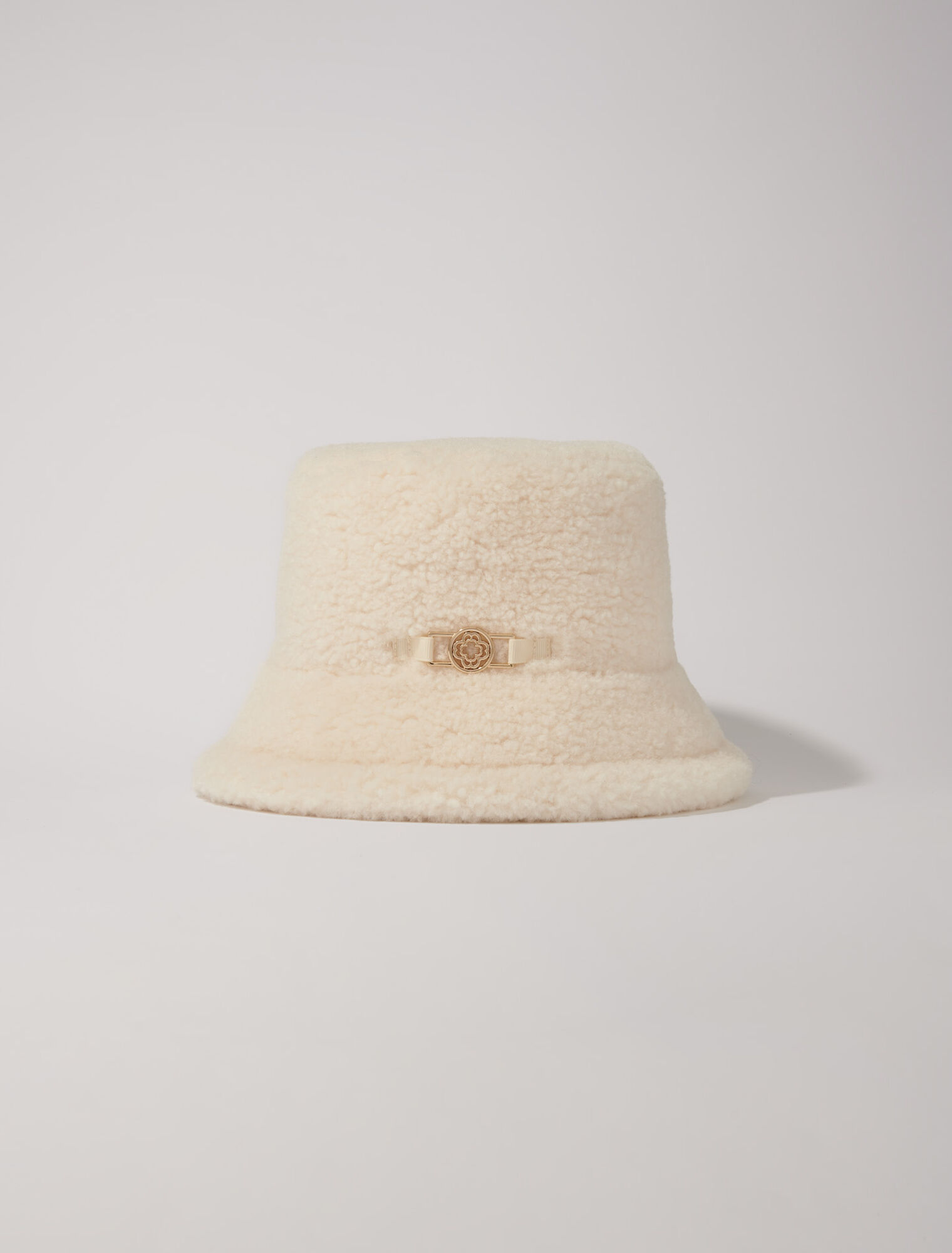 Faux fur bucket hat