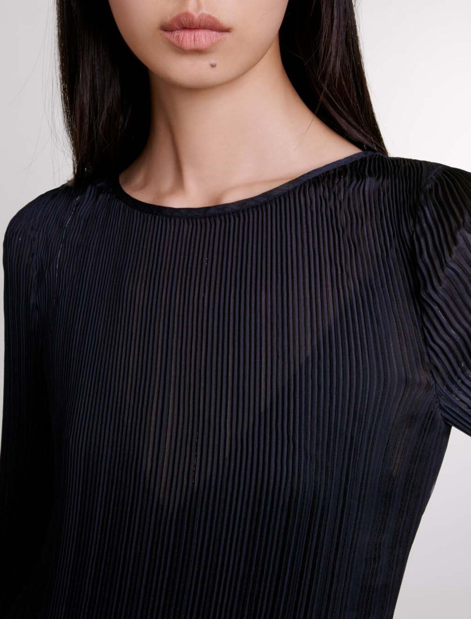 Short pleated dress