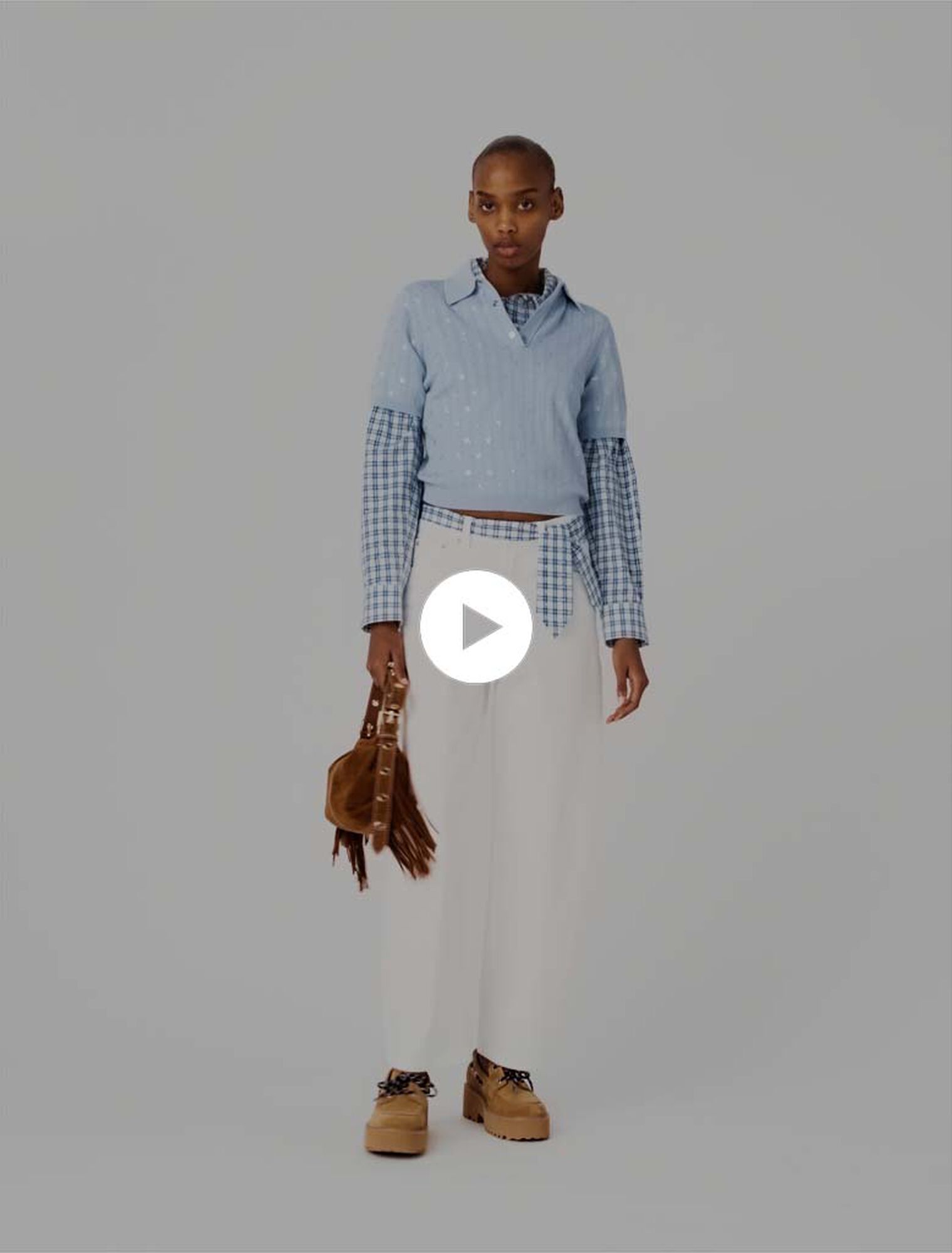 Cropped jumper with rhinestones