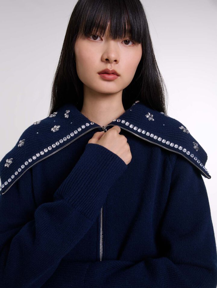 Cardigan with jewellery neck