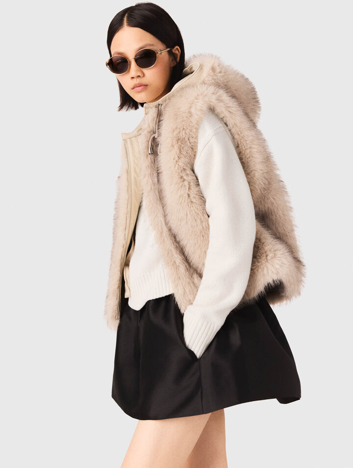 Short faux fur jacket