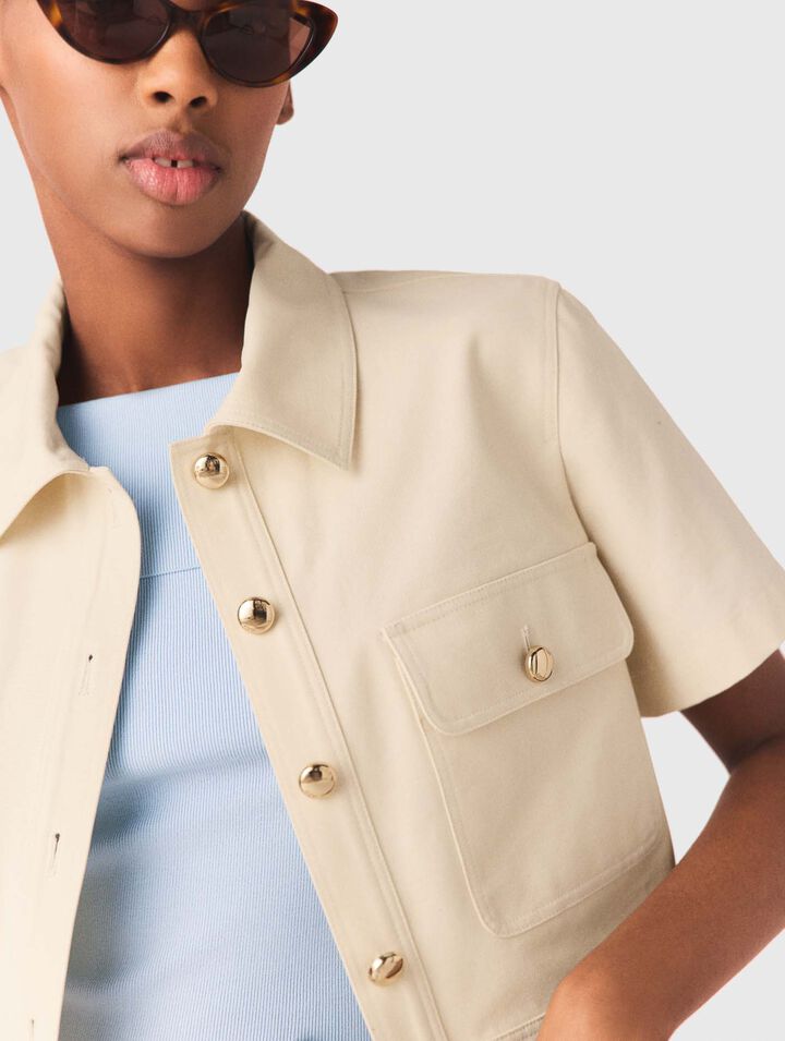 Short-sleeved cropped jacket