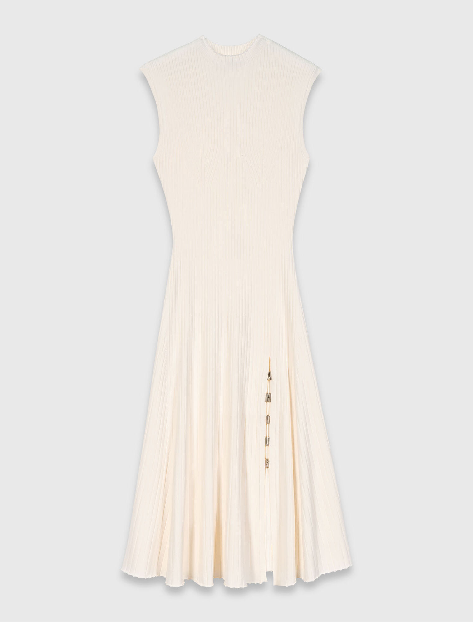 Ribbed dress with side slit