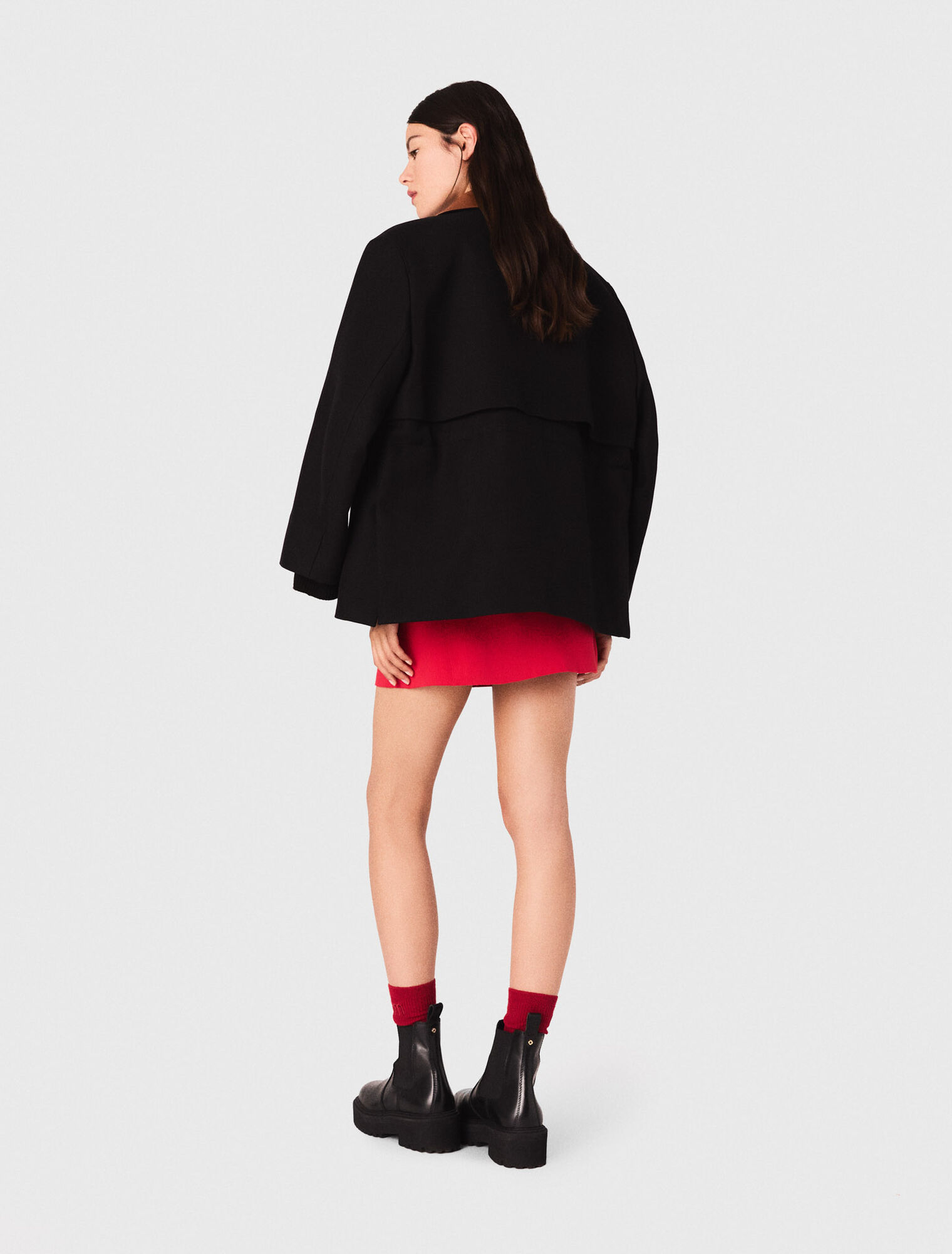 Parka with leather collar