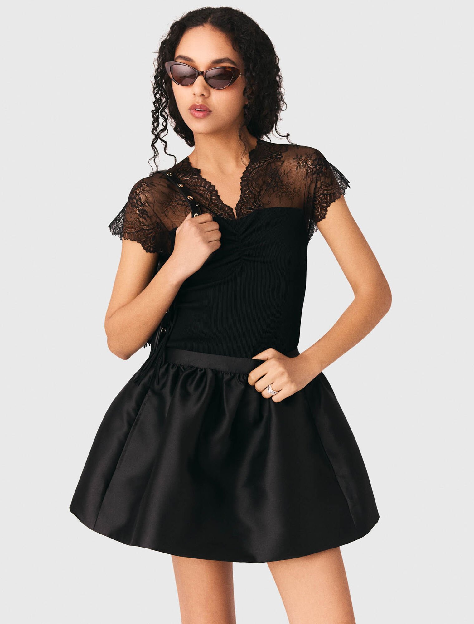 Jersey top with lace trim