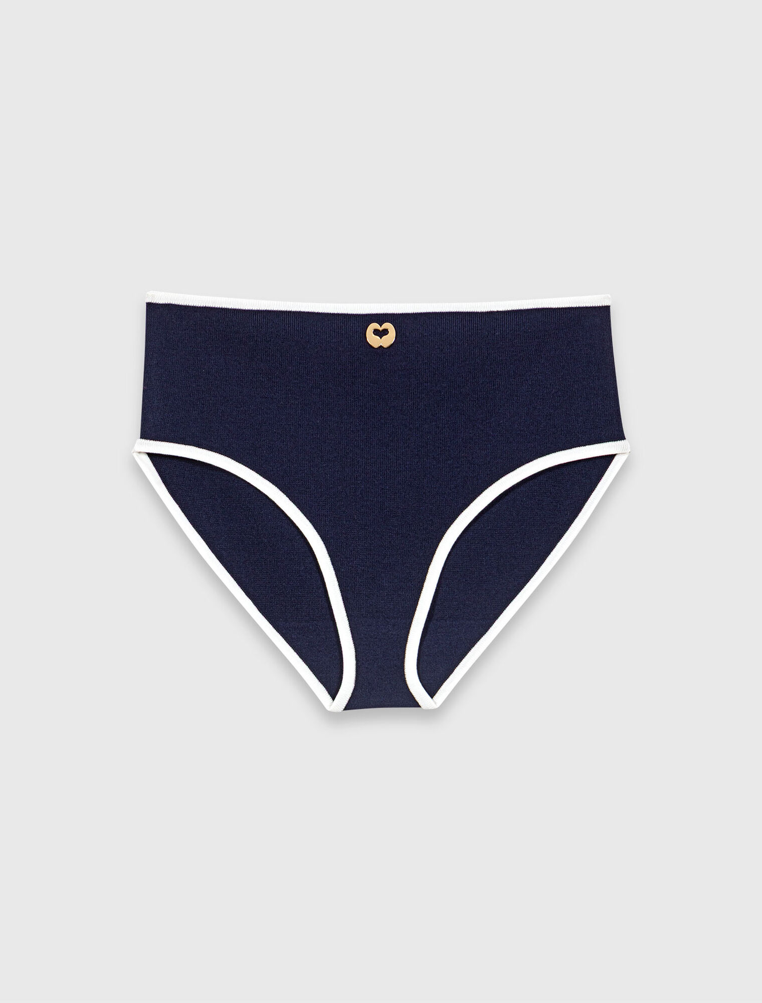 Briefs with contrasting trim