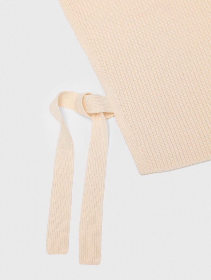 Long knit collar