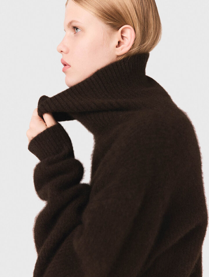 Yak blend roll-neck jumper