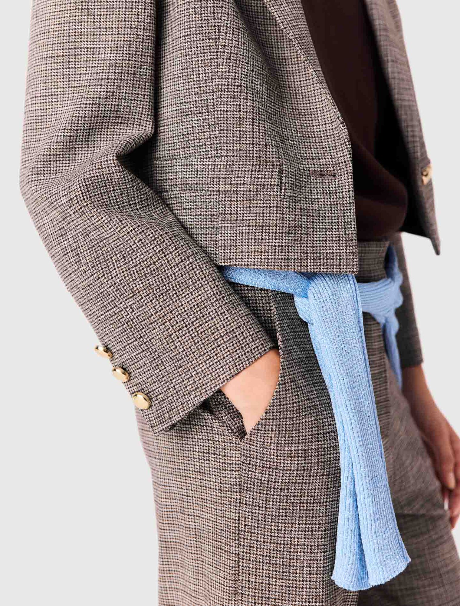Short checked suit jacket